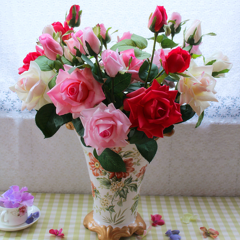 8支三头手感玫瑰花含花朵花苞 仿真玫瑰花 高仿手感玫瑰花组包邮