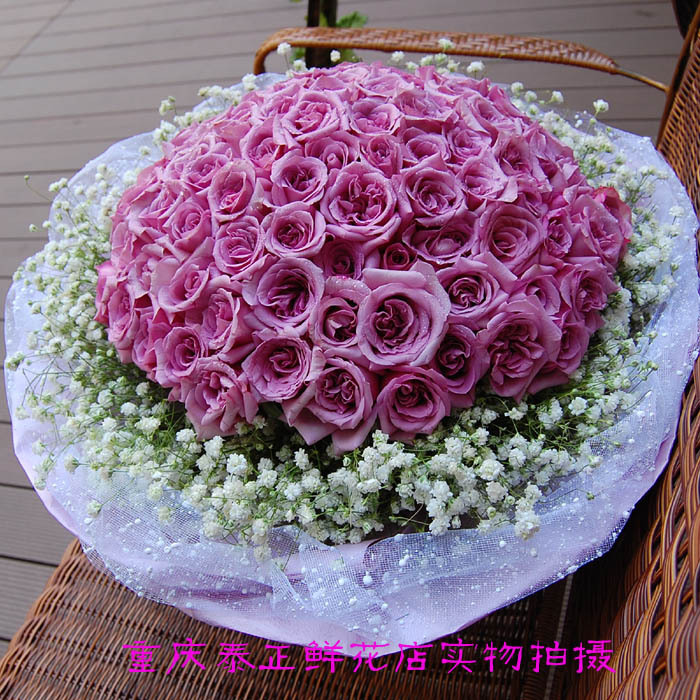 重庆花店送花 渝中渝北江北鲜花店同城速递 99朵紫玫瑰实物拍摄