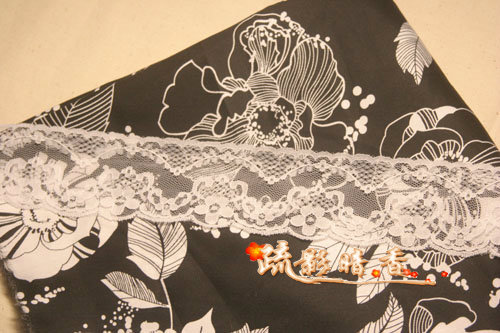 黑白配，大花型　斜纹全棉布，很柔滑，幅1.5米，10元一米清仓促