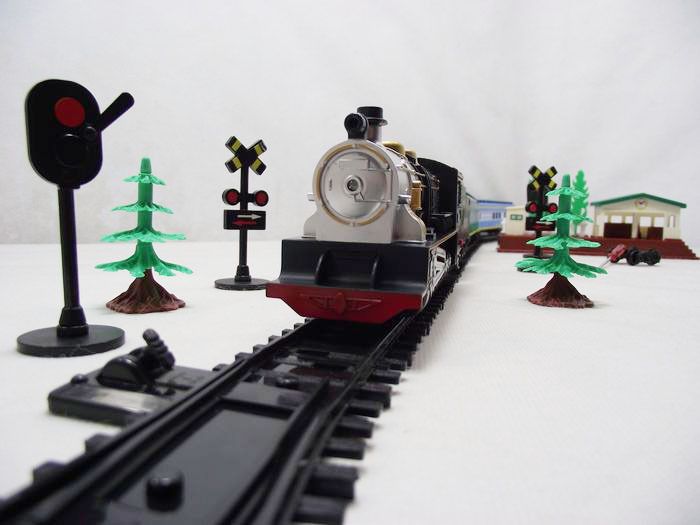 新款大型蒸汽机电动轨道火车玩具火车模型 客车厢套装-生日礼物