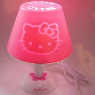 韩国代购 HELLO KITTY凯蒂猫夜用台灯 夜间照明灯-粉/黄 28.192