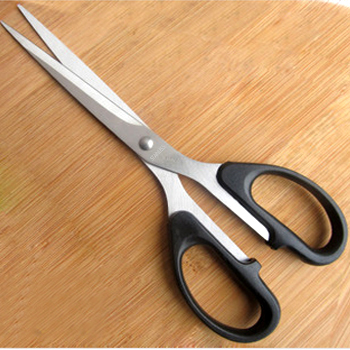 2把装不锈钢剪刀  家用剪刀 黑色6寸吸卡剪刀 剪纸专用剪刀 特价折扣优惠信息