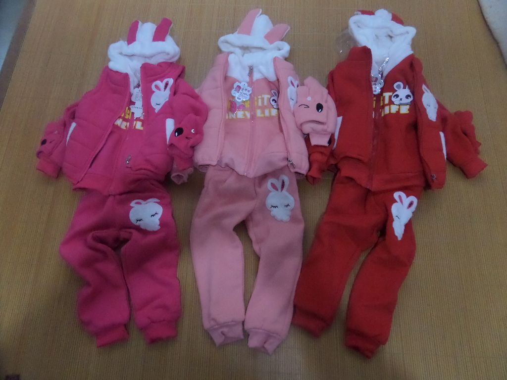 女童新款冬装童装卡通兔子三件套中大儿童加绒加厚卫衣运动三件套