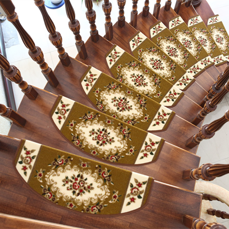 欧式楼梯地毯满铺防滑定制木楼梯踏步垫免胶自吸旋转楼梯地毯自粘