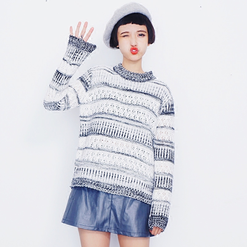 韩国2015冬季复古灰白拼接条纹毛衣女混色加厚套头圆领打底针织衫