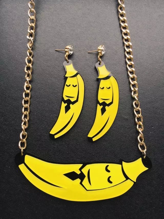 日韩原宿潮牌大东门欧美夸张流行时尚夸张饰品可爱香蕉型长款耳环