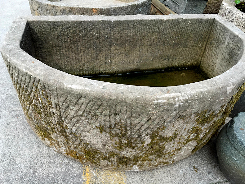 百年老石槽 石雕 别墅茶园酒楼庭院养鱼鱼池 鱼缸 盆栽 大型鱼缸