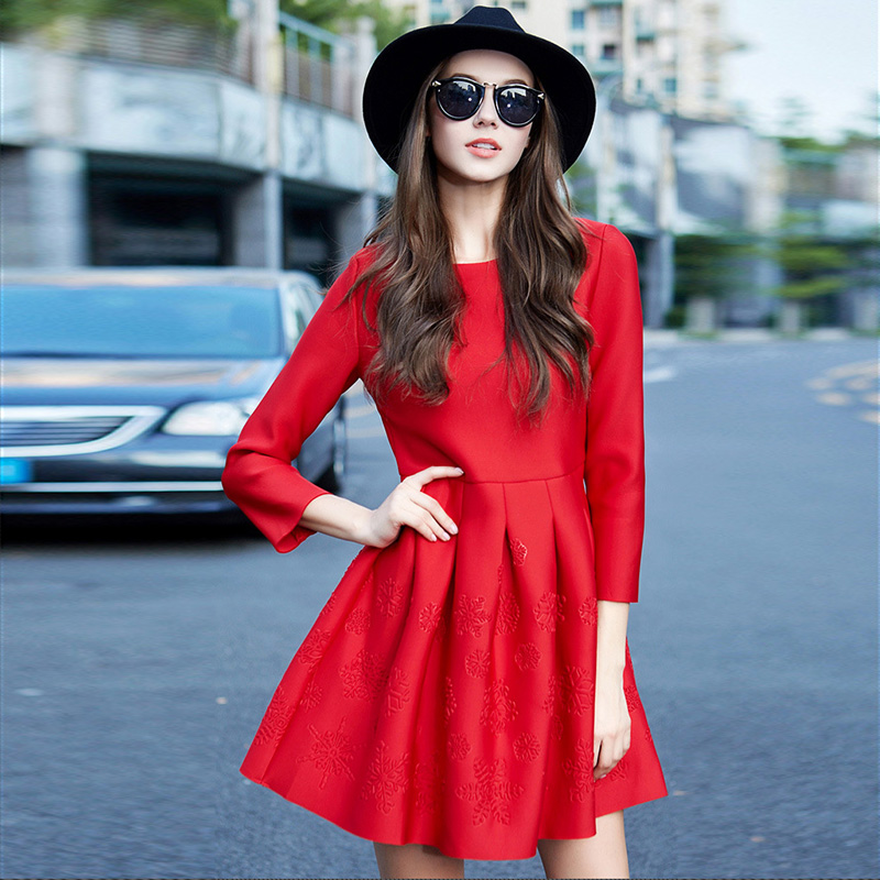 新年冬装红色连衣裙韩版大码打底裙长袖A字裙显瘦新娘裙印花中裙