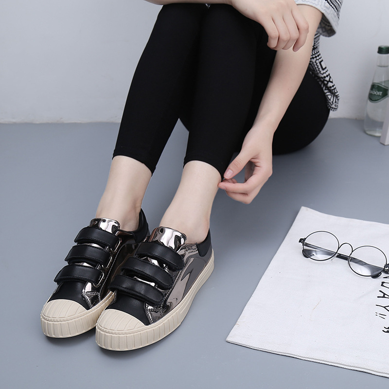 新款漆皮韩版休闲鞋子女学生欧美街头板鞋镜面魔术贴平底鞋潮流