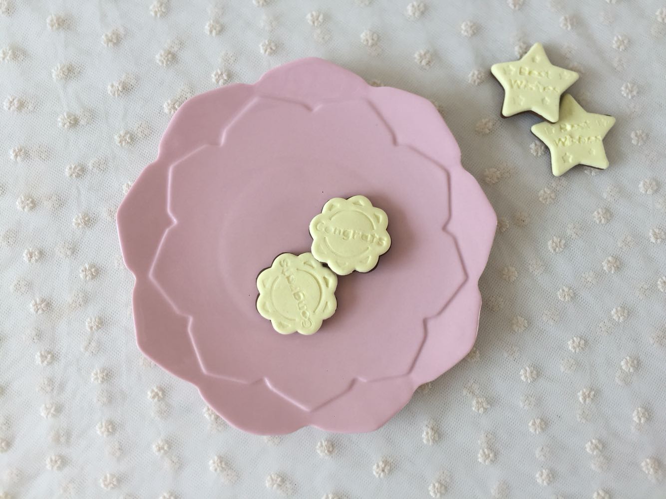 出口美国陶瓷餐具 粉色玫瑰花花形盘 蛋糕点心盘子优雅浪漫花朵盘折扣优惠信息