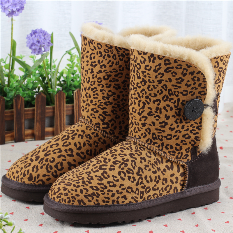 2015新款羊皮毛一体雪地靴5803豹纹冬季女棉鞋子平跟套筒中筒真皮
