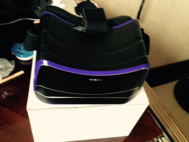 智能3D虚拟现实眼镜VR游戏手机沉浸头戴式影院游戏头盔wifi一体机折扣优惠信息