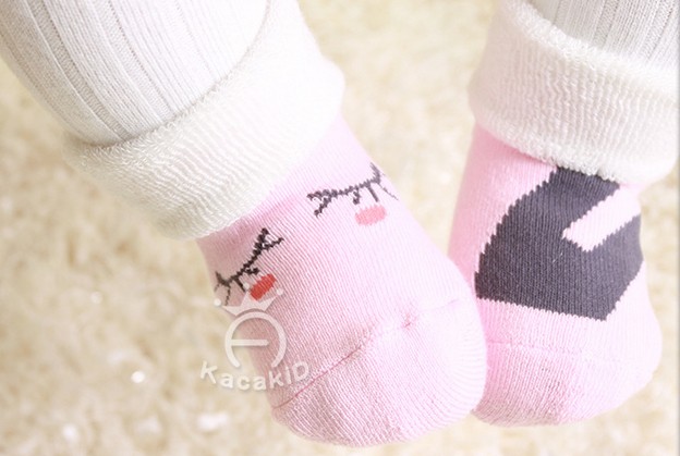 2015新款春秋童袜男女宝宝可爱卡通造型不对称船袜儿童棉袜子折扣优惠信息