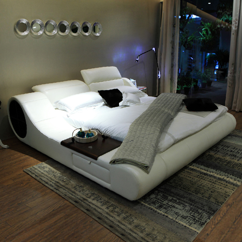 伊莱恩 简约现代创意双人床榻榻米软床 1.8米1.5个性真皮床E682