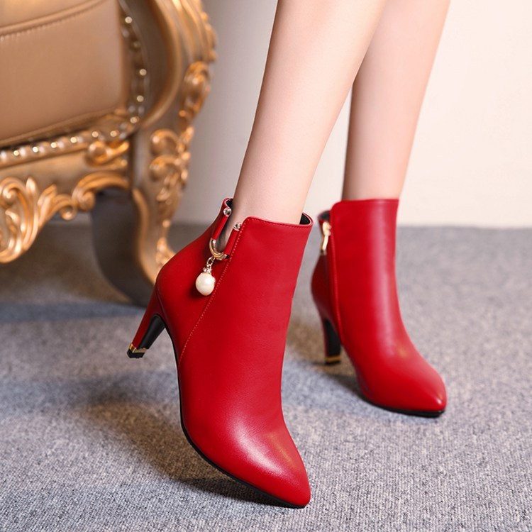 欧美冬季新款女短靴子皮鞋优雅尖头中跟加绒淑女高跟大红婚鞋磨砂