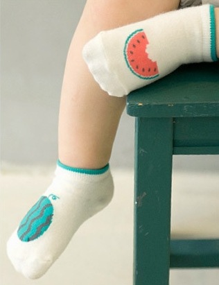 韩版新款不对称卡通全棉可爱婴儿袜 新生儿地板袜儿童袜子纯棉折扣优惠信息