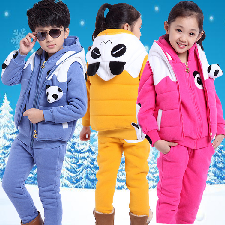 童装厂家直销冬季儿童小熊猫套装男孩女童加厚加绒连帽卫衣三件套