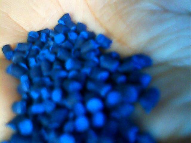 蓝色色母粒图兰l塑料颗粒吹膜注塑多功能母料厂家直销25KG彩母料