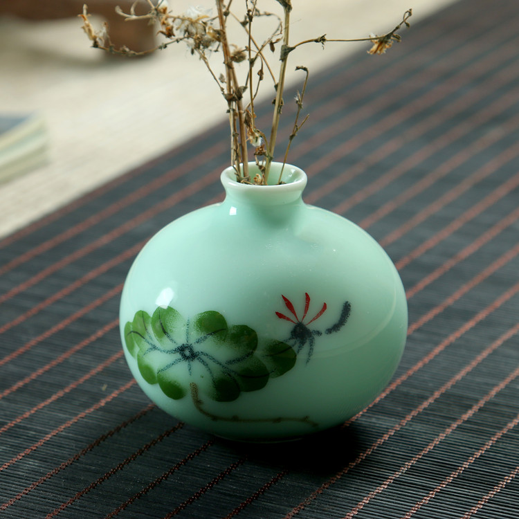特价龙泉青瓷小花瓶陶瓷创意花器摆件台面插花家居饰品陶瓷花插