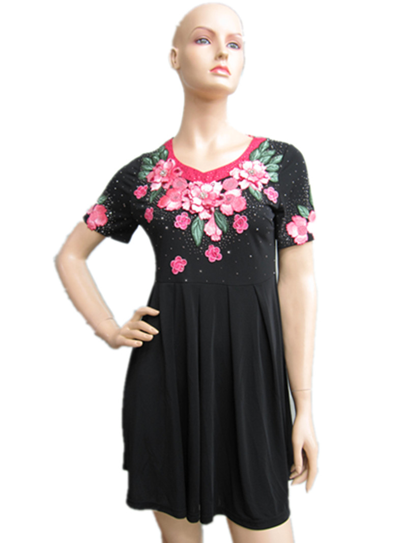 2015思琴斯娃夏装新款高档修身中老年妈妈装绣花烫钻短袖连衣裙