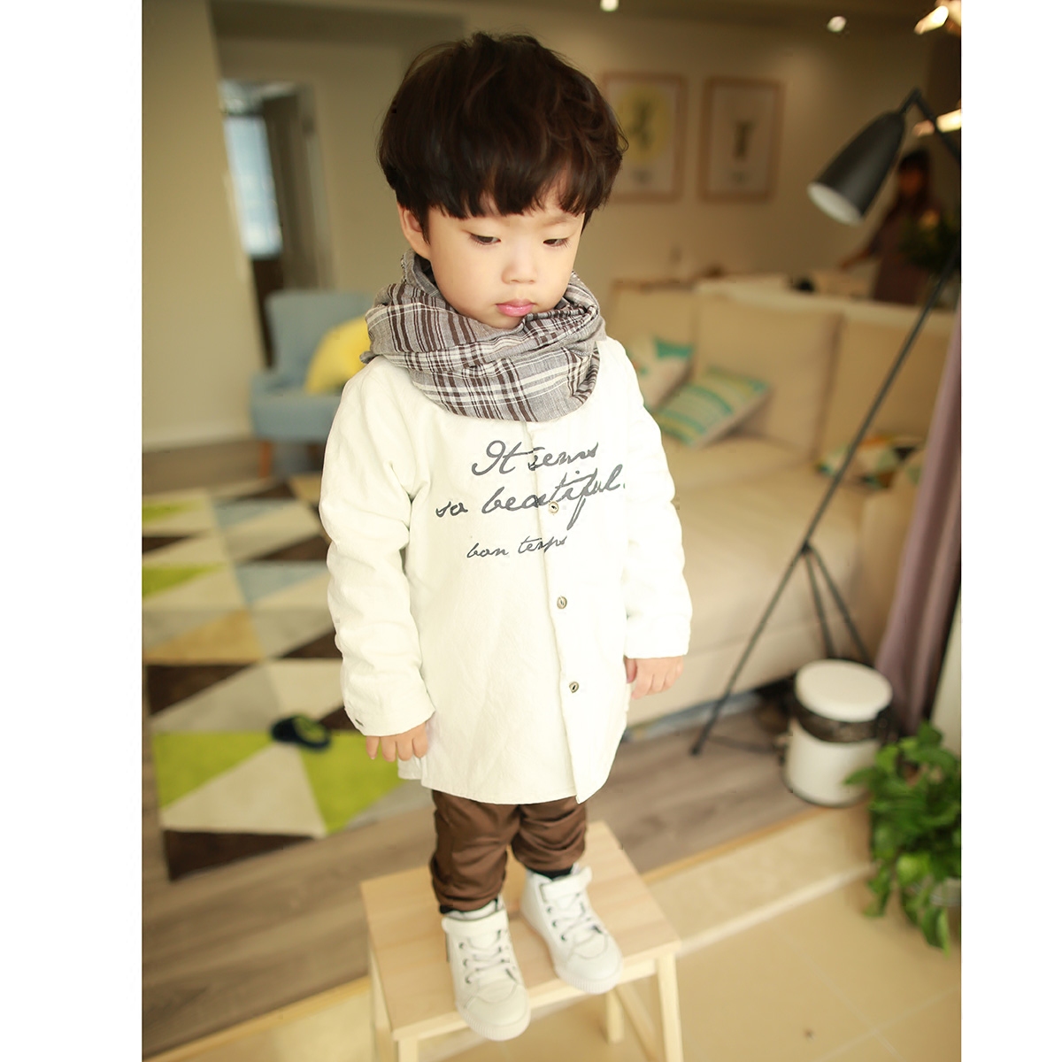 2015冬款童装 韩国款简约字母加绒加厚翻领黑白衬衫