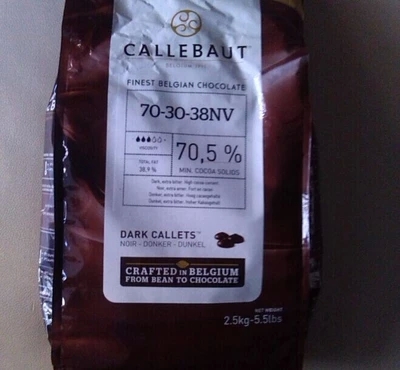比利时进口 正品 嘉利宝Callebaut 70%黑巧克力豆 巧克力粒2.5kg