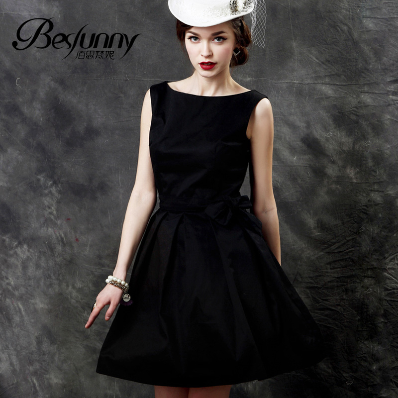 赫本2015秋季新款黑色复古雪纺连衣裙 一字修身显瘦背心裙小黑裙
