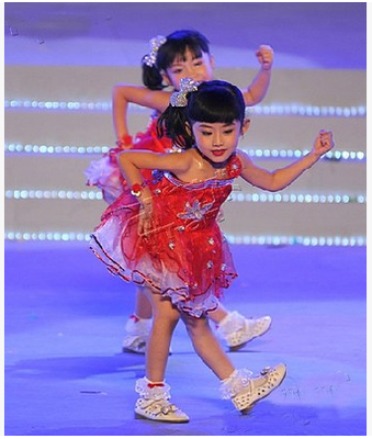 牙牙的儿歌舞蹈服装 幼儿舞蹈服 儿童演出服 红色公主裙 蓬蓬纱裙