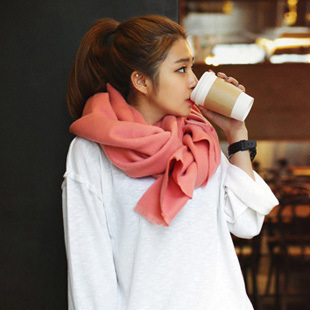 新款韩国东大门 围巾冬季纯色拉毛围巾女羊毛披肩折扣优惠信息