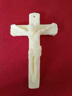 牦牛骨雕刻 毛衣链饰品 象牙白吊项坠牌 十字架耶稣项坠挂件 包邮