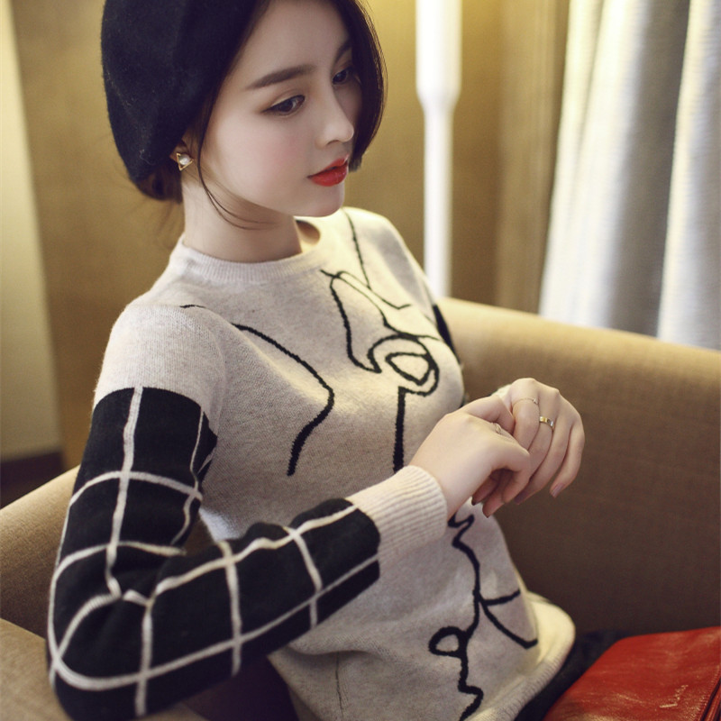 秋冬新款韩版圆领毛衣抽象几何少女头像图案 撞色拼接针织打底衫