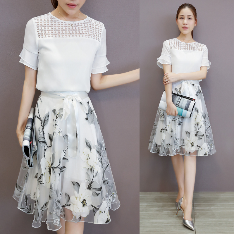 2015夏季新款韩版女装超值套装雪纺大码中长款两件套欧根纱连衣裙折扣优惠信息
