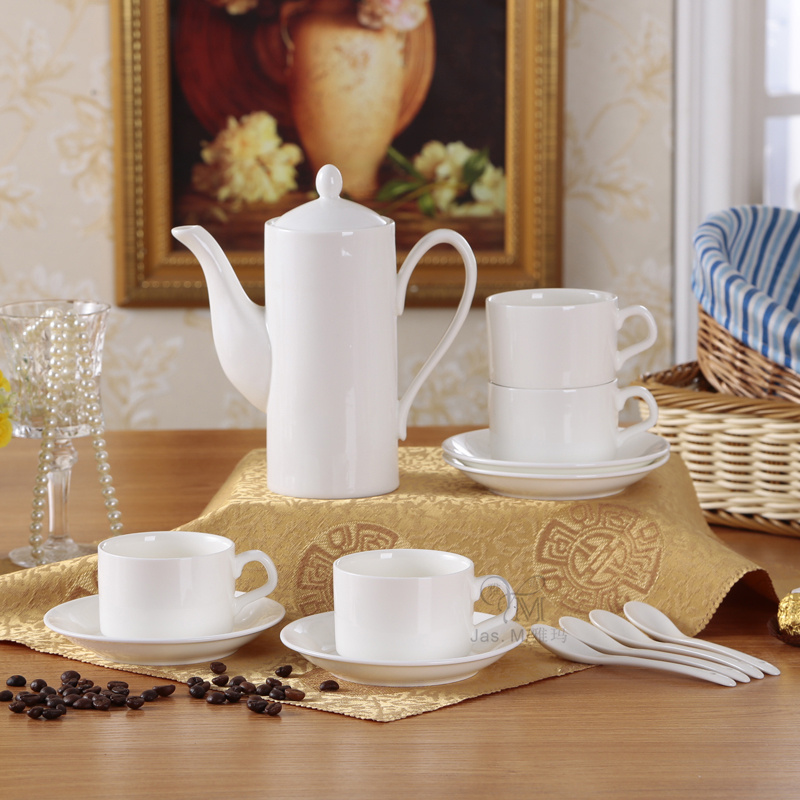 陶瓷咖啡杯套装4套欧式咖啡杯壶特价骨瓷杯碟直身咖啡壶赠咖啡勺