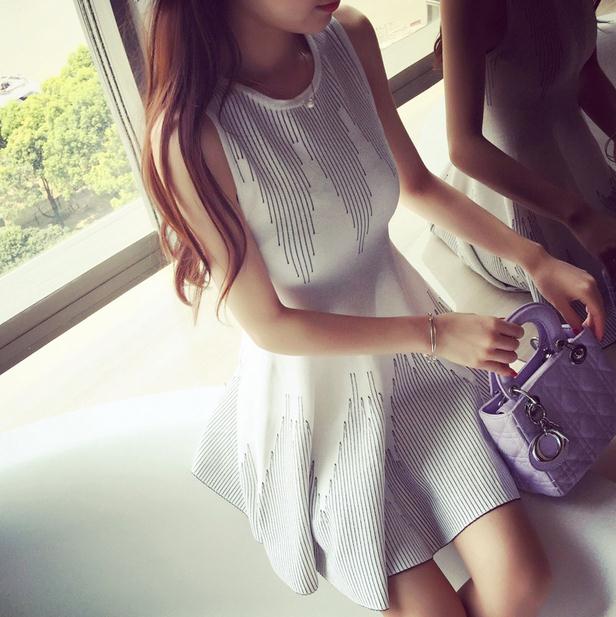 D【哚啦】0329夏装新款2015韩版气质修身显瘦无袖冰丝针织连衣裙
