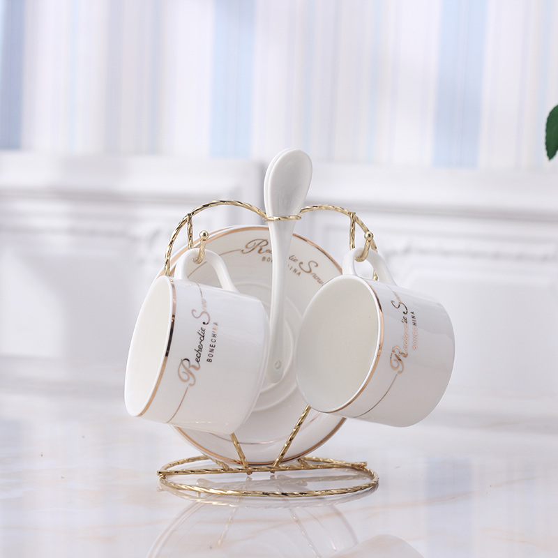欧式陶瓷咖啡杯碟套装2件套下午茶点茶具情侣杯碟配架子送勺折扣优惠信息