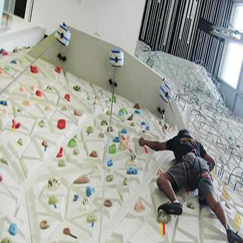 幼儿园体能训练攀爬架攀岩墙儿童户外岩石攀爬架组合树脂岩点