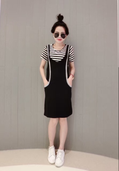 2016新款秋季女韩版修身圆领短袖黑白条纹气质时尚休闲两件套套装折扣优惠信息