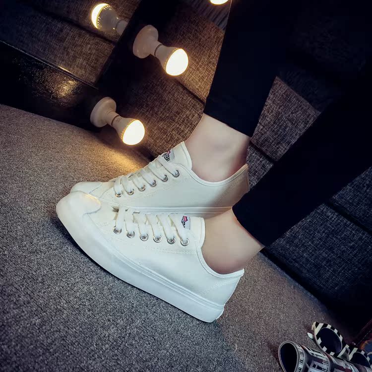 贝壳头小白鞋白色帆布鞋女平跟系带纯色简约学生韩版板鞋休闲球鞋